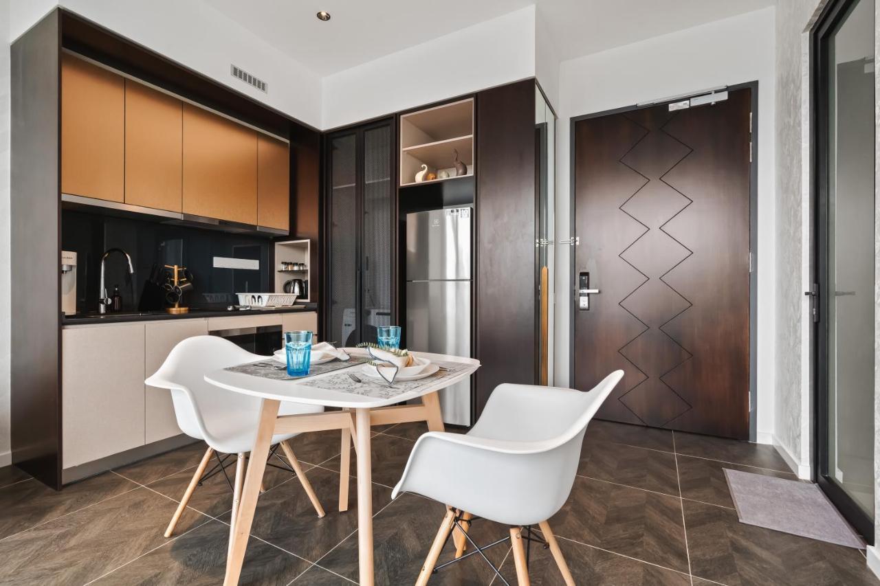 Scarletz Klcc Apartments By Soulasia Kuala Lumpur Eksteriør billede